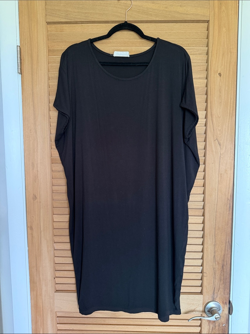 Carly Jean Los Angeles Women’s Relaxed Tunic Dress